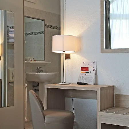 Le Riviera Collection, Signature Collection By Western ホテル 4*